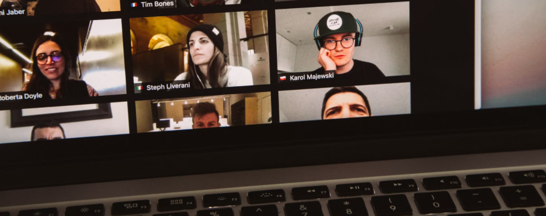 Are UK Companies Still Opting For Hybrid Workplaces The Directors Choice Are UK Companies Still Opting For Hybrid Workplaces The Directors Choice